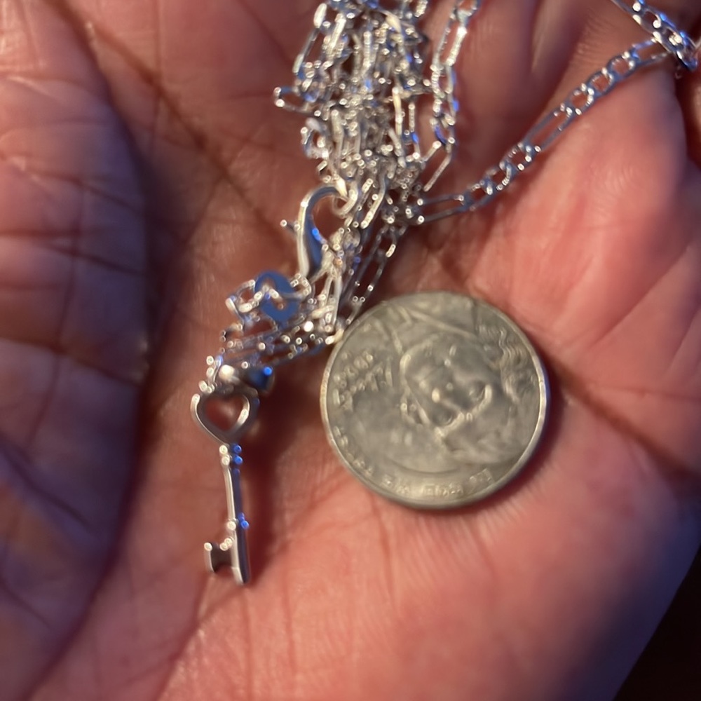 COPY - Sterling Silver 925 “Key to my Heart” Necklace Pendant - Picture 3 of 3
